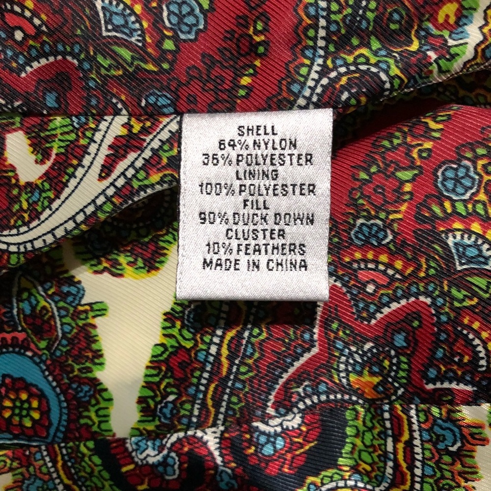 Puffer vest! - Picture 2 of 4